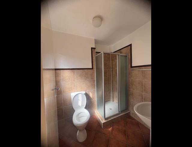 2 BEDROOM APARTMENT FOR SALE IN DIE HOEWES